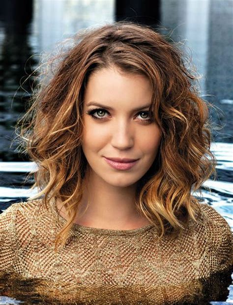 Beachy Waves Bob short hairstyles