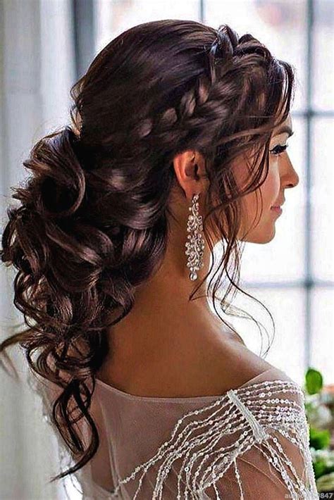 Elegant Bridal Updo hairstyles