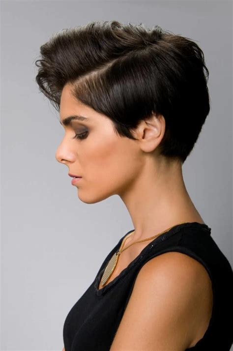 Elegant Side Part short hairstyles