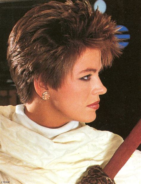 Spiky Pixie Cut 80s hairstyles