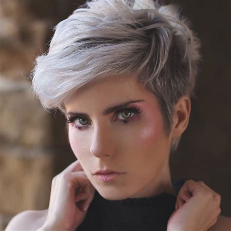 Textured Pixie Cut short hairstyles