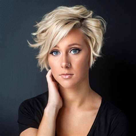 Textured Pixie Cut short hairstyles