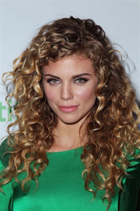 Voluminous Spiral Curls curly hairstyles