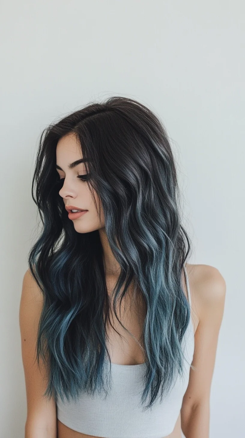 Heading: Effortlessly Chic: Wavy Hair with a Stunning Ombre Twist